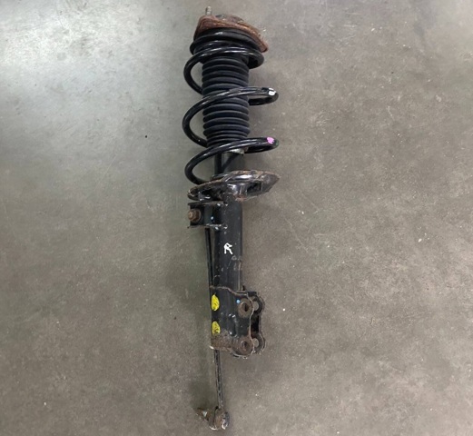 Стійка передня права 546613Q611 HYUNDAI