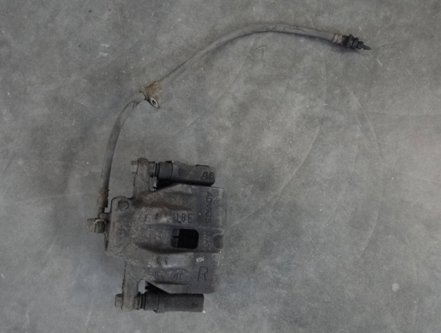 Супорт гальмівний, передній, правий 5510165J04999 SUZUKI