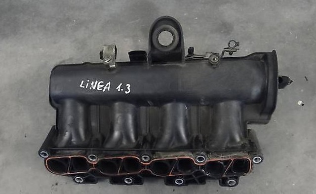 Колектор впускний 55207035 FIAT