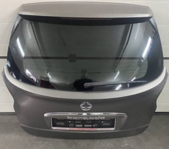 Двері багажника SsangYong Korando 100