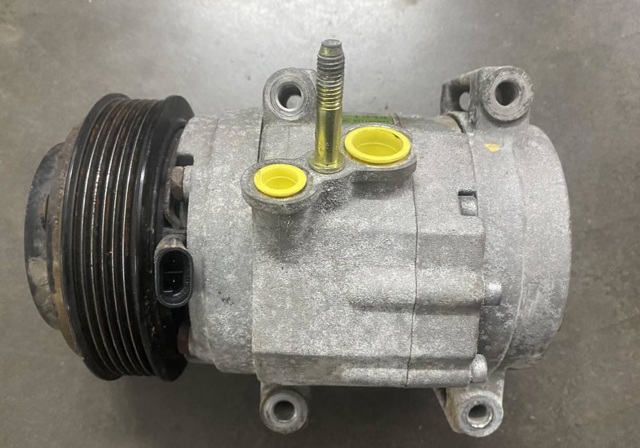 Компресор кондиціонера 6711303011 SSANG YONG