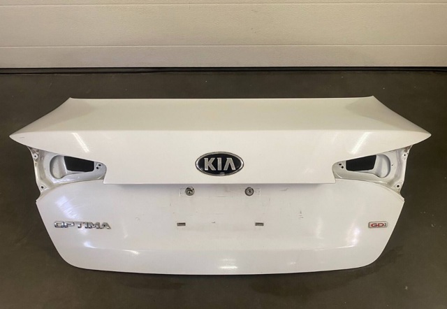 Кришка багажника кузова 692004C010 HYUNDAI
