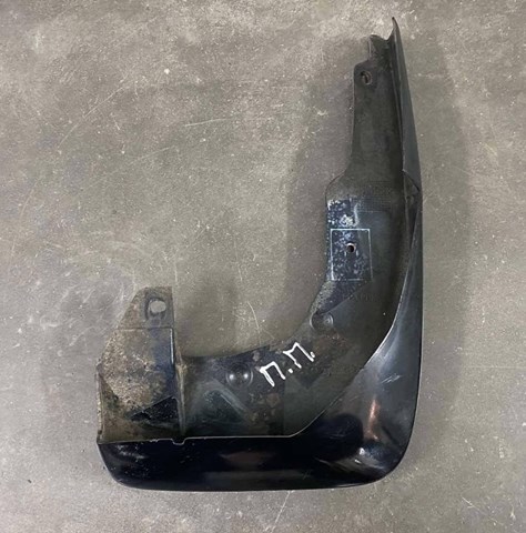 Бризговики передній, правий 75800SWWE00 HONDA