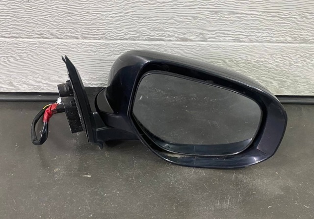 Праве бічне дзеркало 7632B420 MITSUBISHI