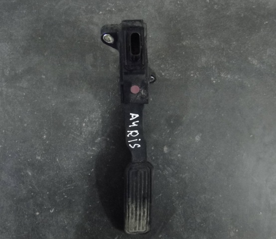 Підаль газу 7811002010 TOYOTA