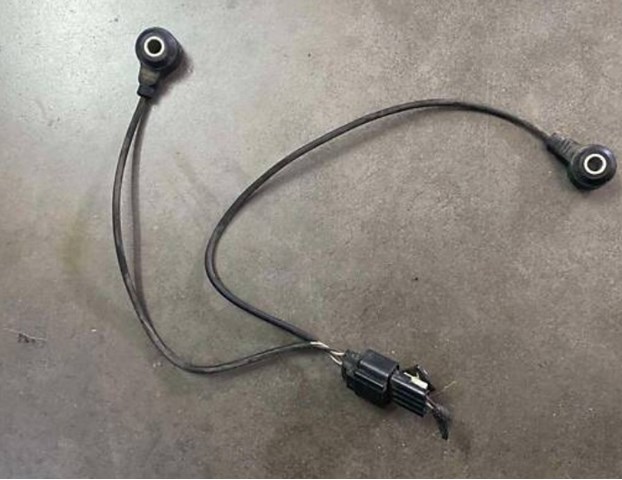 Датчик детонації 7T4A12A699AB MAZDA