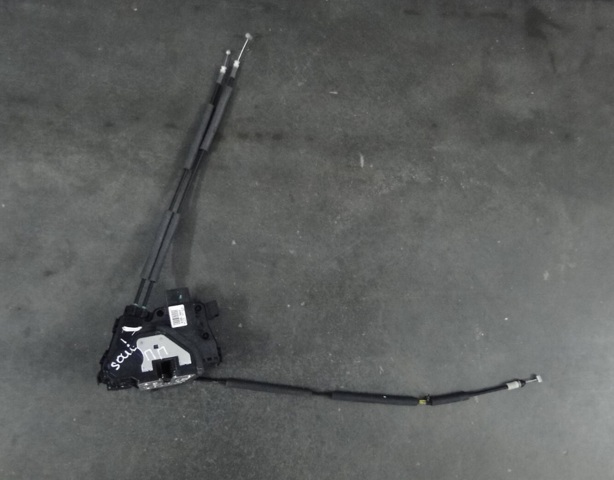Замок передніх пасажирських дверей 813202K010 HYUNDAI
