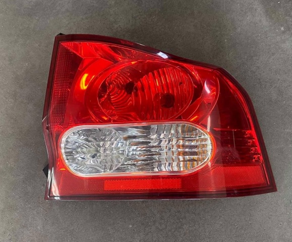 Задні ліхтарі 8360231015 SSANG YONG