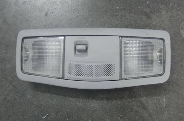 Плафон освітлення кабіни 8401A009HA MITSUBISHI