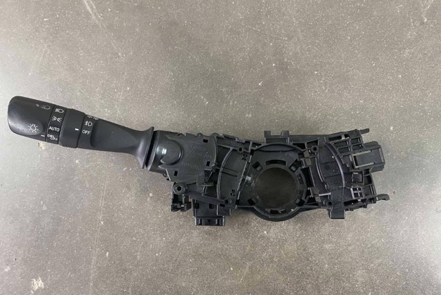 Перемикач підрульовий, лівий 841400R010 TOYOTA