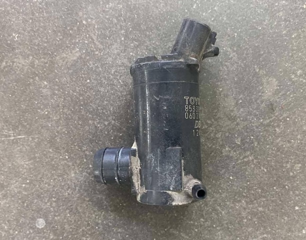 Насос омивача скла переднього 85330AA010 TOYOTA