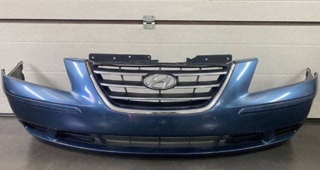 Бампер на авто 865110A700 HYUNDAI