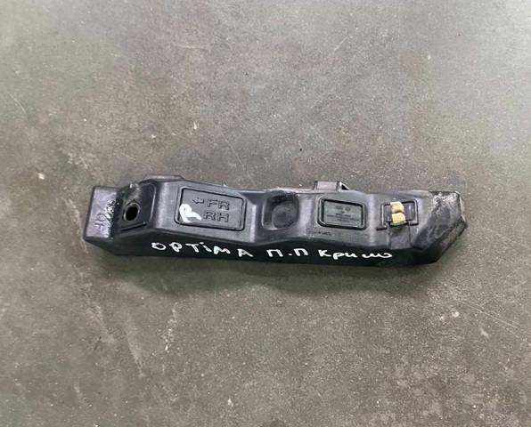 Кронштейн кріплення бампера переднього правий 865144C000 HYUNDAI
