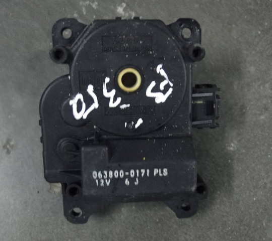 Мотор заслінки рециркуляції повітря 8710633260 TOYOTA