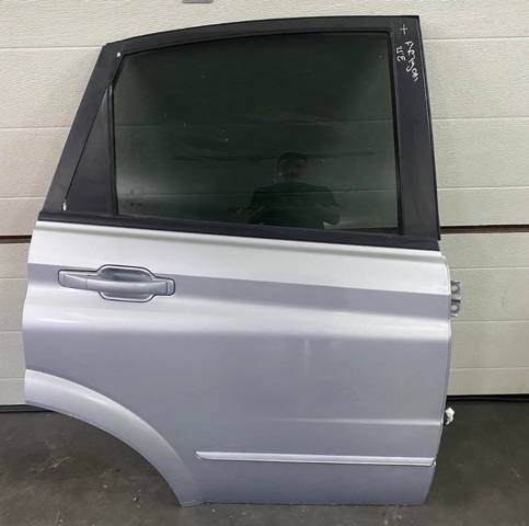 Моторчик склопідйомника двері задніх, правих 8810021014 SSANG YONG