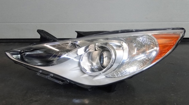 Фара основна ліва 921013Q000 HYUNDAI