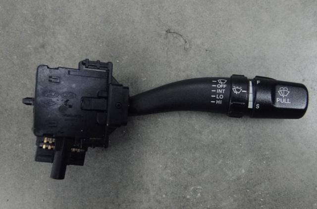 Перемикач підрульовий, правий 934203K000 HYUNDAI
