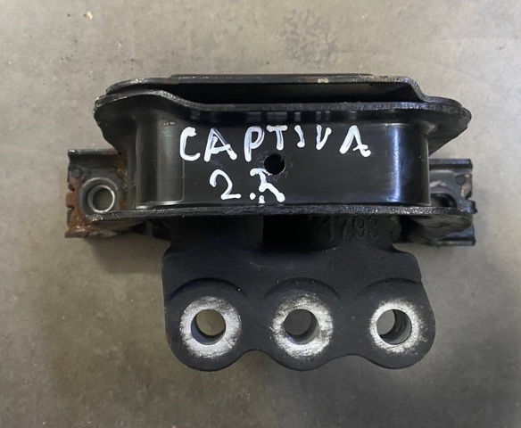 Права подушка мотора 94509533 GM