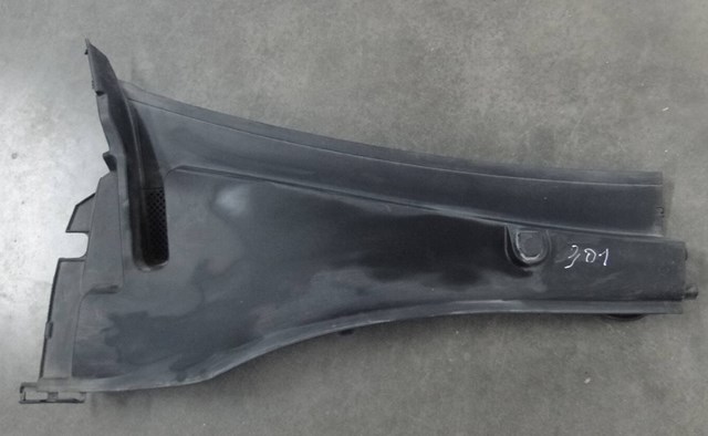 Водостік лобового скла, жабо 9678833280 PEUGEOT