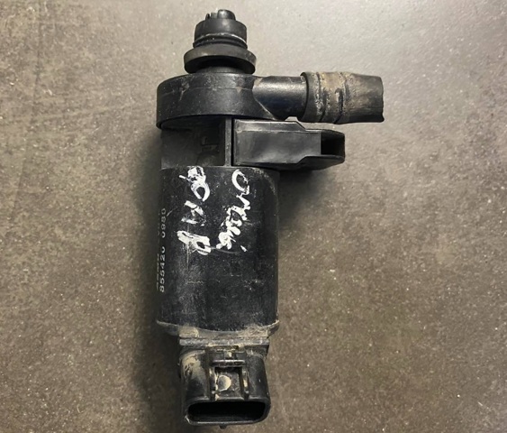 Електропомпа омивача переднього скла EH1151811 MAZDA