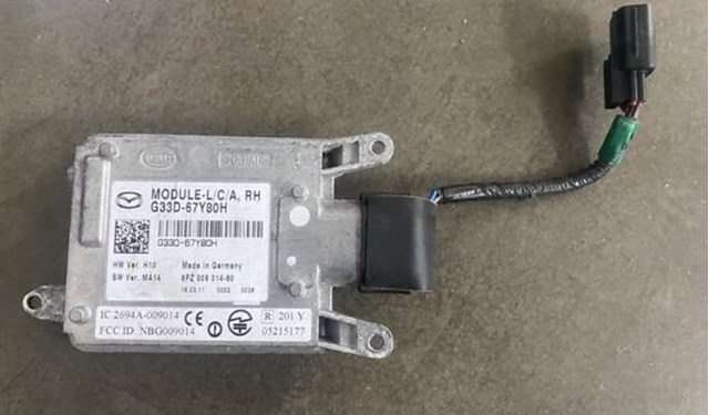 Радар зміни смуги руху G33D67Y80H MAZDA