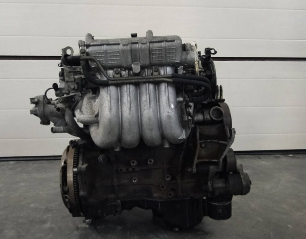 Двигун у зборі MD979554 MITSUBISHI