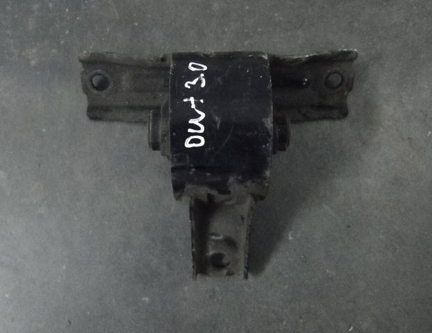 Права опора двигуна MN184296 MITSUBISHI