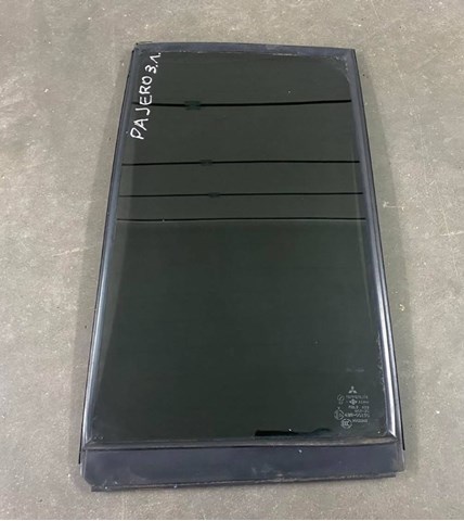 Кватирка дверей трикутник, задньої, лівої MR436987 MITSUBISHI