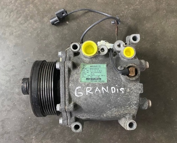 Насос кондиціонера MR958135 MITSUBISHI