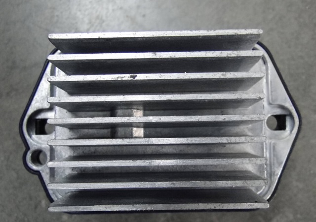 Резистор обігрівача PM010010B MAZDA