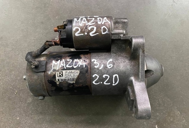 Стартер автомобільний R2AA18400 MAZDA