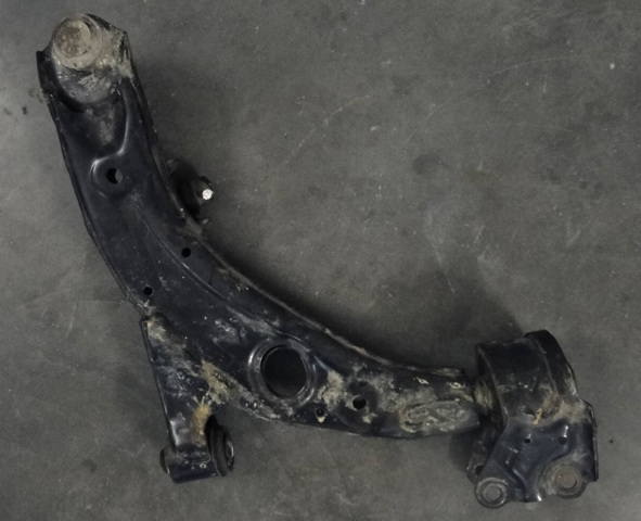 Поперечний важіль TD1134350B MAZDA