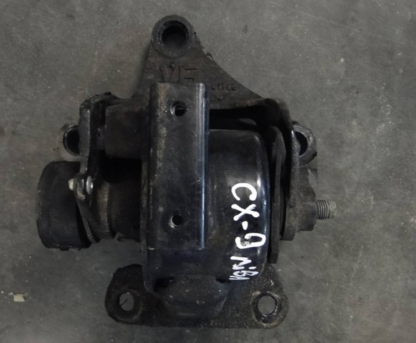 Подушка (опора) двигуна, ліва TD1139070 MAZDA