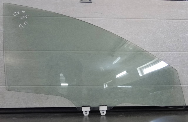 Скло передніх дверей, правою TD1158510 MAZDA