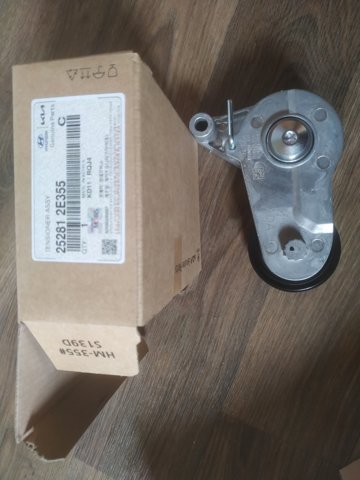 Натяжна планка поліклинового ременя 252812E355 HYUNDAI