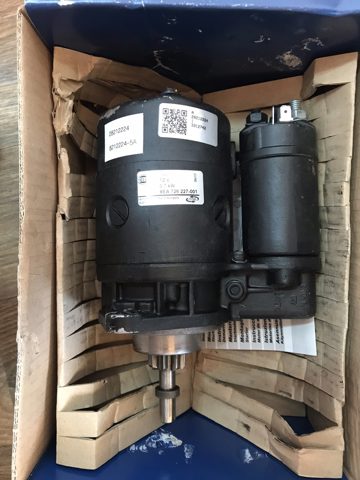 Стартер 8EA726227001 HELLA