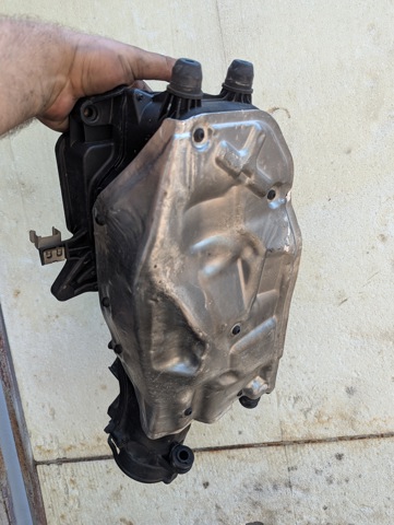 Корпус повітряного фільтра A6510900600 MERCEDES