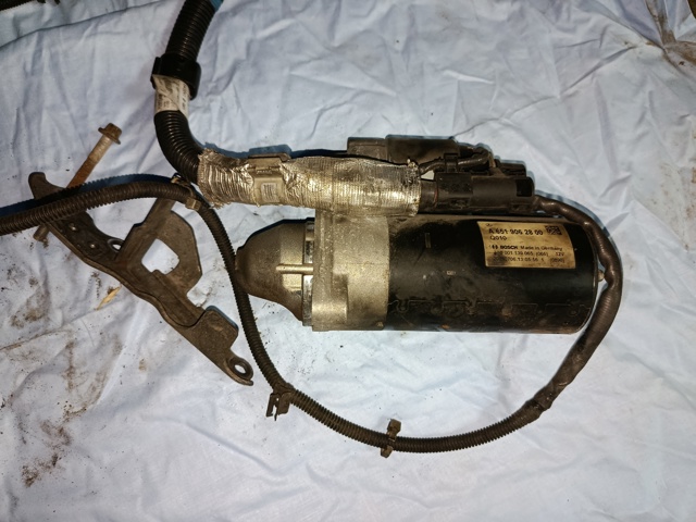 Стартер A6519062800 MERCEDES