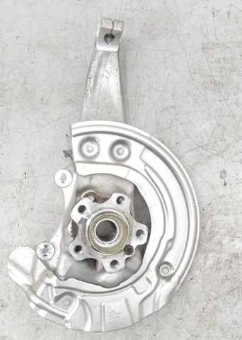 Цапфа поворотна права 31206884380 BMW