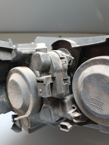 Двигун корректора фари Renault Laguna III