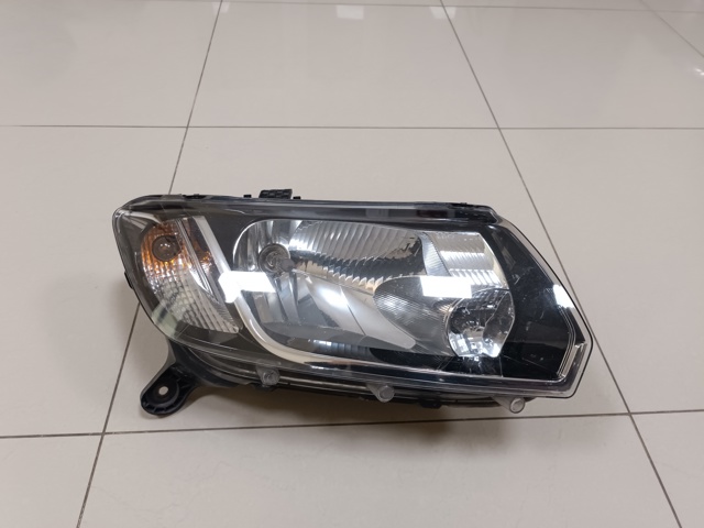 Фара правая 260105344R RENAULT