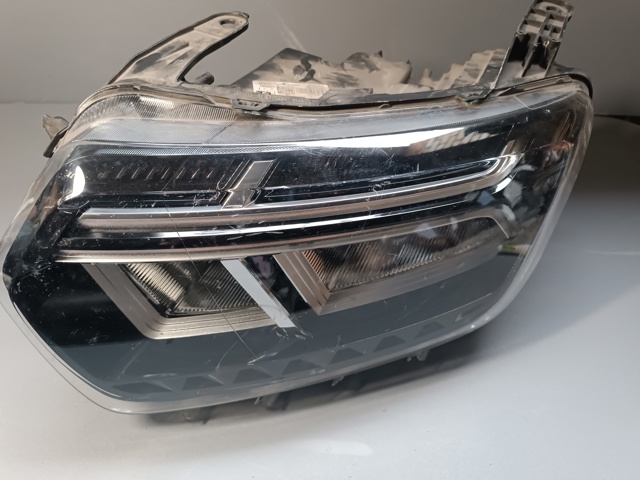 Фара ліва 260605549R RENAULT