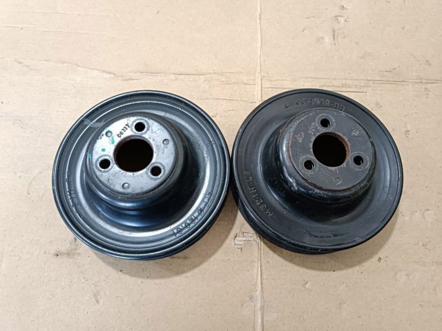 Шків водяної помпи Land Rover Range Rover 3
