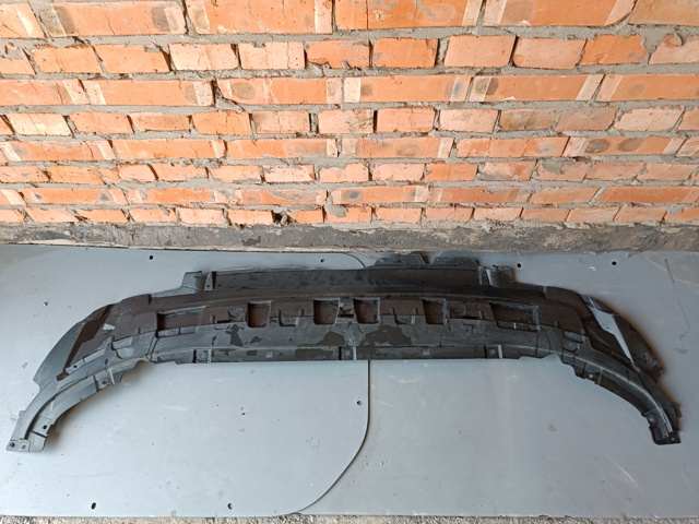 Обвіс бампера 4M0807611H VAG