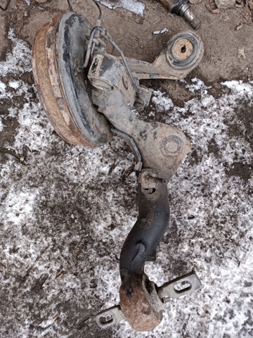 Важіль/тяга задньої підвіски подовжній нижній, правий 51944162 FIAT