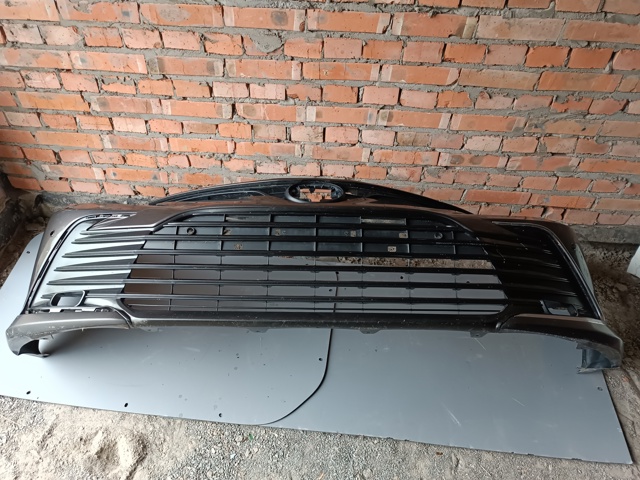Решітка переднього бампера, нижня 5310233350 TOYOTA