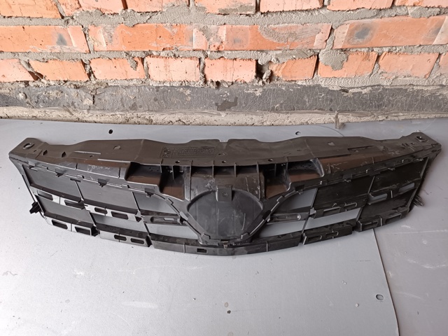 Решітка радіатора 5311412140 TOYOTA