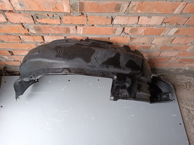 Підкрилок передній лівий 5380660120 TOYOTA