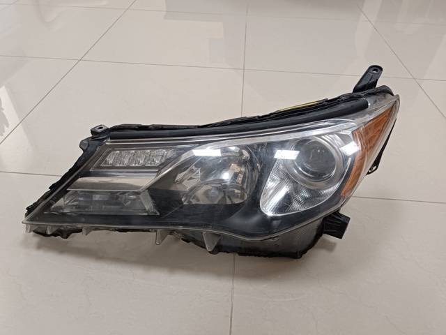 8117042592 Toyota