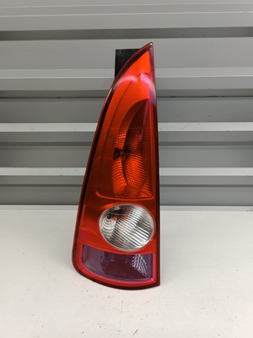 Задня ліва фара 8200027153 RENAULT